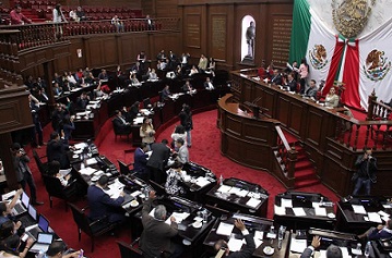 Embargan cuentas bancarias del Congreso del Estado de Michoacan