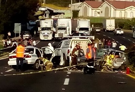 CHOQUE DE UN RADIO TAXI MAQUINAS ROJAS DEJA TRES MUERTOS EN MORELIA