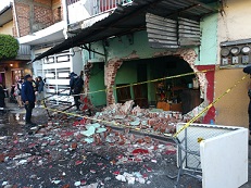 CUATRO HERIDOS POR EXPLOSION EN LOS REYES MICHOACAN