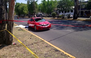 En plena Avenida Madero es atropellado y fallece peatón en su intento por atravesar la vialidad en Morelia, Michoacán