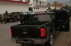 Atacan a personal de la BOM y uno de los agresores es detenido en Aguililla, Michoacán