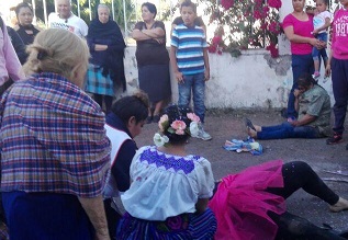 Atropelal conductor de camioneta a gente que disfrutaba desfile en La Piedad, Michoacán